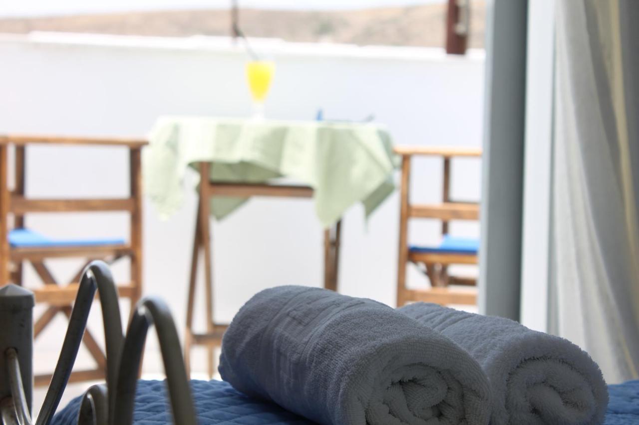 V-Rooms In Milos Cyclades Полония Екстериор снимка