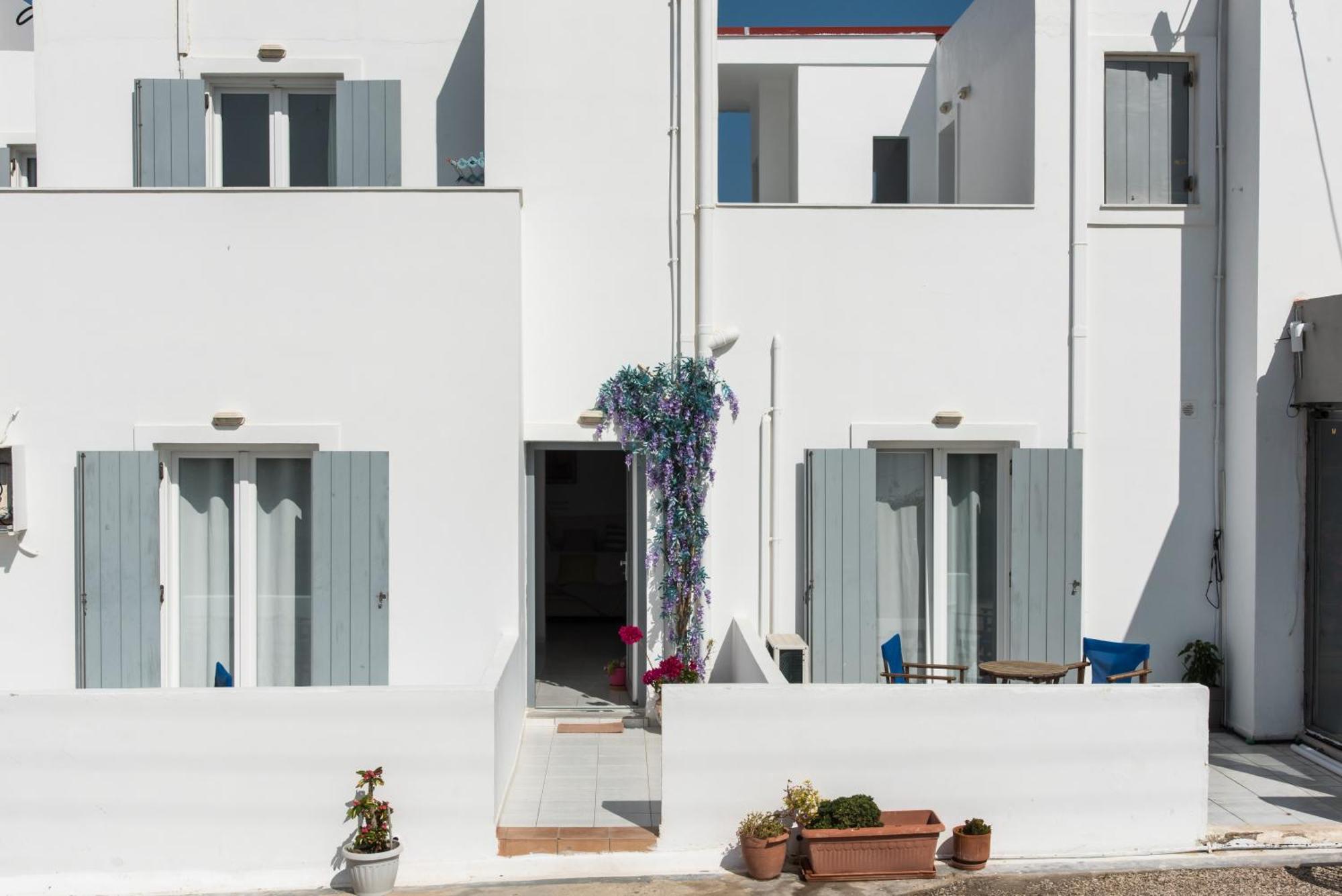 V-Rooms In Milos Cyclades Полония Екстериор снимка