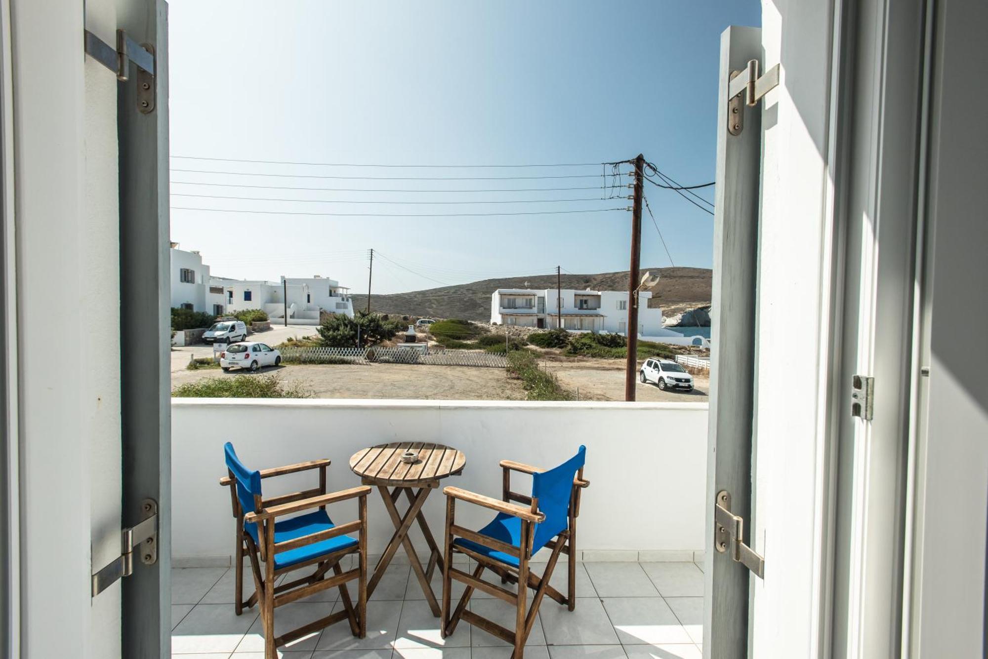 V-Rooms In Milos Cyclades Полония Екстериор снимка